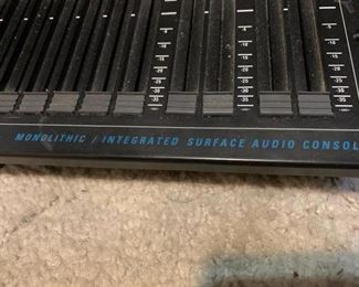 Alesis 1622 16 Channel Studio Mixer