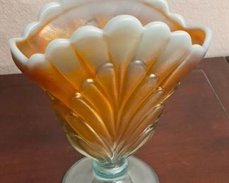 Fenton Carnival Opalescent Glass Fan Vase