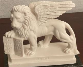 Vintage HTF Alabaster Winged Lion Sculpture Lion Of Saint Mark Venezia Marble Base Figurine G. Ruggeri