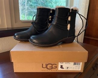 Ugg Caspia boots size 7