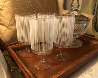 Set of 4 MCM Georges Briard  White Icicle Water Glasses