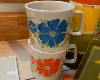 Vintage Stylecraft Stacking Porcelain Mug Set #1115N
