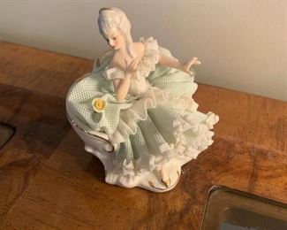 Dresden Lace Porcelain Women