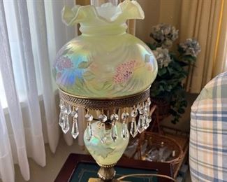 Fenton Iridescent Hydrangea Lamp