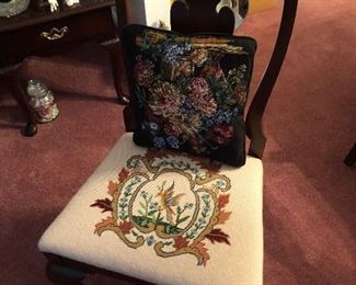 Very nice parlor chair