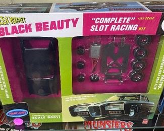 Polar Lights Green Hornet Black Beauty Slot Racing Kit