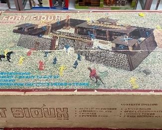 Fort Sioux Playset
