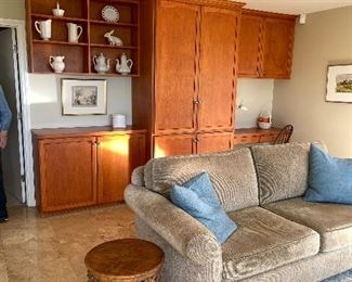 Sofa - White porcelain collection (rug NFS) 