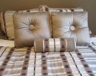 Queen Size Beddin