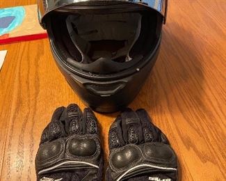 Motorcycle helmet and gloves