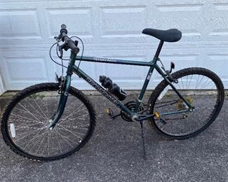 Men's bicycle - Roadmaster Sierra trail bike