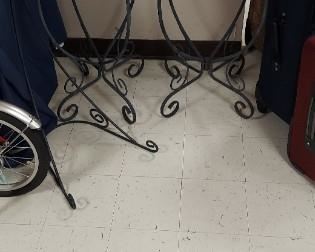 Metal plant hangers