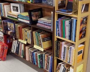 Books (Civil War, Local interest, cookbooks, gardening, hypnosis and various children's books).