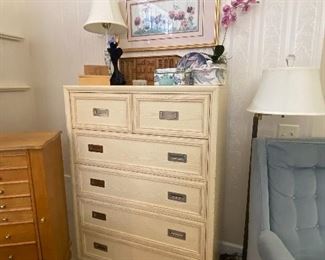 Matching Stanley Dresser to the Wall Unit