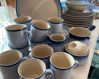 MIKASA Discovery "Blue Reef" Set of Dishes