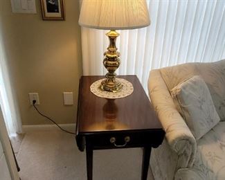 $ 45, Harden Drop Leaf Accent table w/ drawer, 17.5 x 26x 26