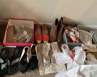 Lots of designer shoes and purses 