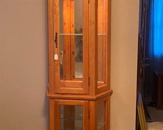 Lighted curio cabinet