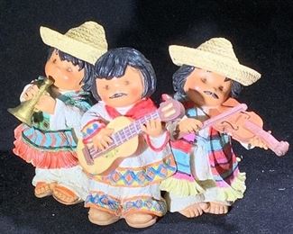 Mariachi figurines