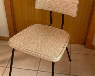 vintage vinyl chair 