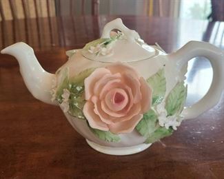 1 of 3 Delicated Rosa Collection Handcrafted Bone China Tea Pot