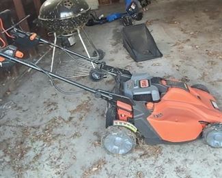 1 of 8 Black & Decker Battery Powered Lawn Mower (Needs Charging cord)