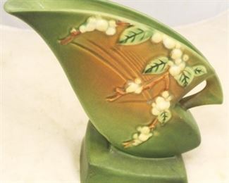 94 - Roseville Snowberry Pottery Vase 9 x 8
