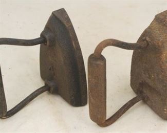 176 - Pair of Antique Cast Iron Sad Irons 4" & 6"
