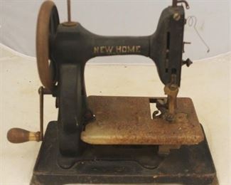 179 - Antique New Home Midget Sewing Machine 11 x 10 x 6 1/2
