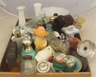 704 - Tray Lot of Assorted Items
