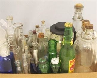 720 - Tray Lot of Assorted Glass Items
