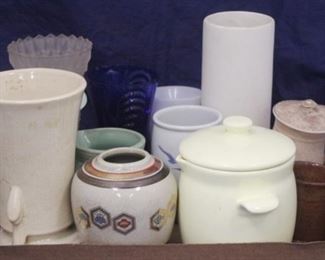 952 - Tray Lot of Assorted Items
