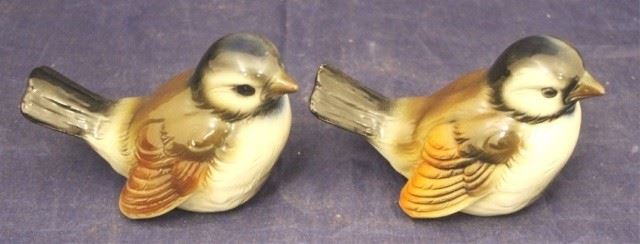 994 - Pair of Goebel Ceramic Birds 4 1/2 x 3
