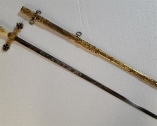 1092 - J R Pettis & Co NY Masonic sword 35 1/2" long

