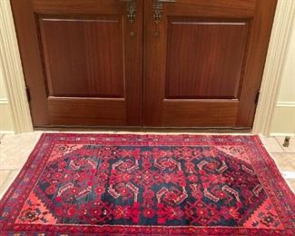 Oriental hand knotted rug, 5'6x3'6