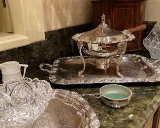 VARIOUS SERVING PC'S, SILVER PLATE, CUT GLASS, ETC