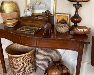 BEAUTIFUL ASSORTMENT OF DECOR AND GORGEOUS ANTIQUE ENGLISH MAHOGANY CONSOLE WITH INLAID WOODEN DESIGN AND STRAIGHT REEDED LEGS