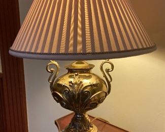 ANTIQUE HEAVY BRASS VASE LAMP WITH SCROLLED HANDLES ON DOUBLE MARBLE BASE AND PLEATED SILK SHADE