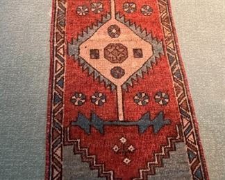 Oriental Hand Knotted Rug 4'6" x 1'7"