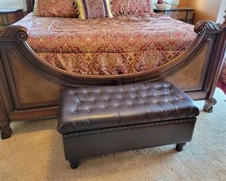 Storage/Blanket Chest.