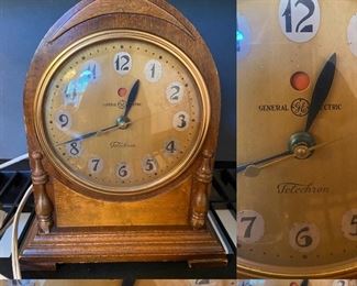 Vintage General Electric Tabletop Small Mantle Clock Approximately 8-1/2” X 7” X 4-1/2”