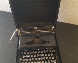 royal typewriter