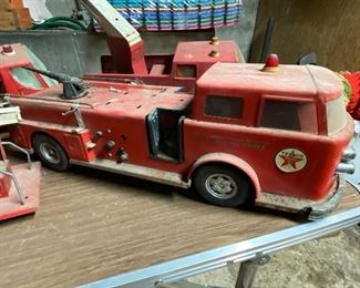 Texaco firetruck toy 