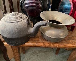 cast iron kettle 