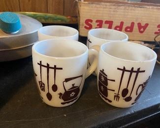 vintage mugs 