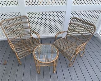 Outdoor table and chair set