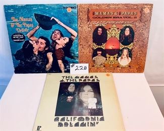 Lot 228 -$25,    Mamas and the Pappas 1967, 68, 72, Condition:Very Good (2) Good (1)