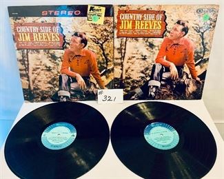 LOT 321- JIM REEVES  $4 each
COUNTRY SIDE OF JIM REEVES/1962 very good, good  1962