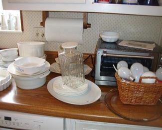 Lots of kitchen items.