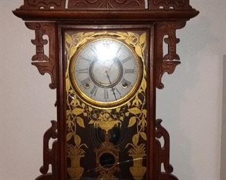 Mantel Clock with Gold Leaf Glass (Cracked Glass)